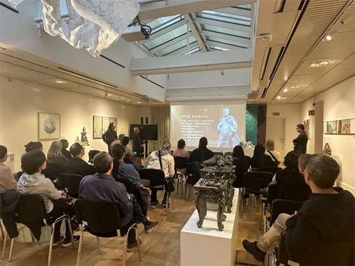 景德鎮(zhèn)國(guó)際陶瓷藝術(shù)雙年展優(yōu)秀作品展專場(chǎng)導(dǎo)覽及講座在瑞典舉辦